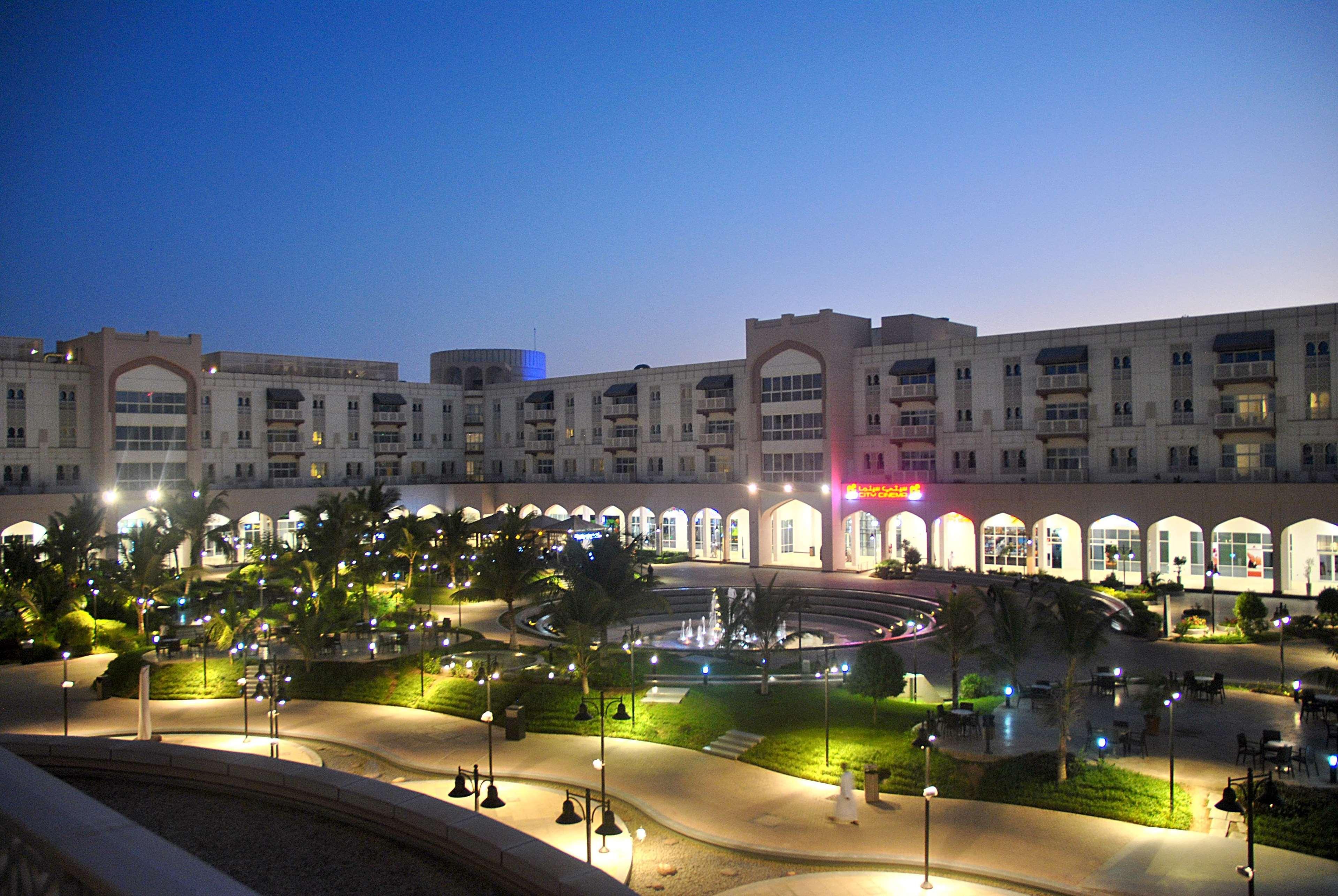 Salalah Gardens Hotel Managed By Safir Hotels & Resorts Екстериор снимка