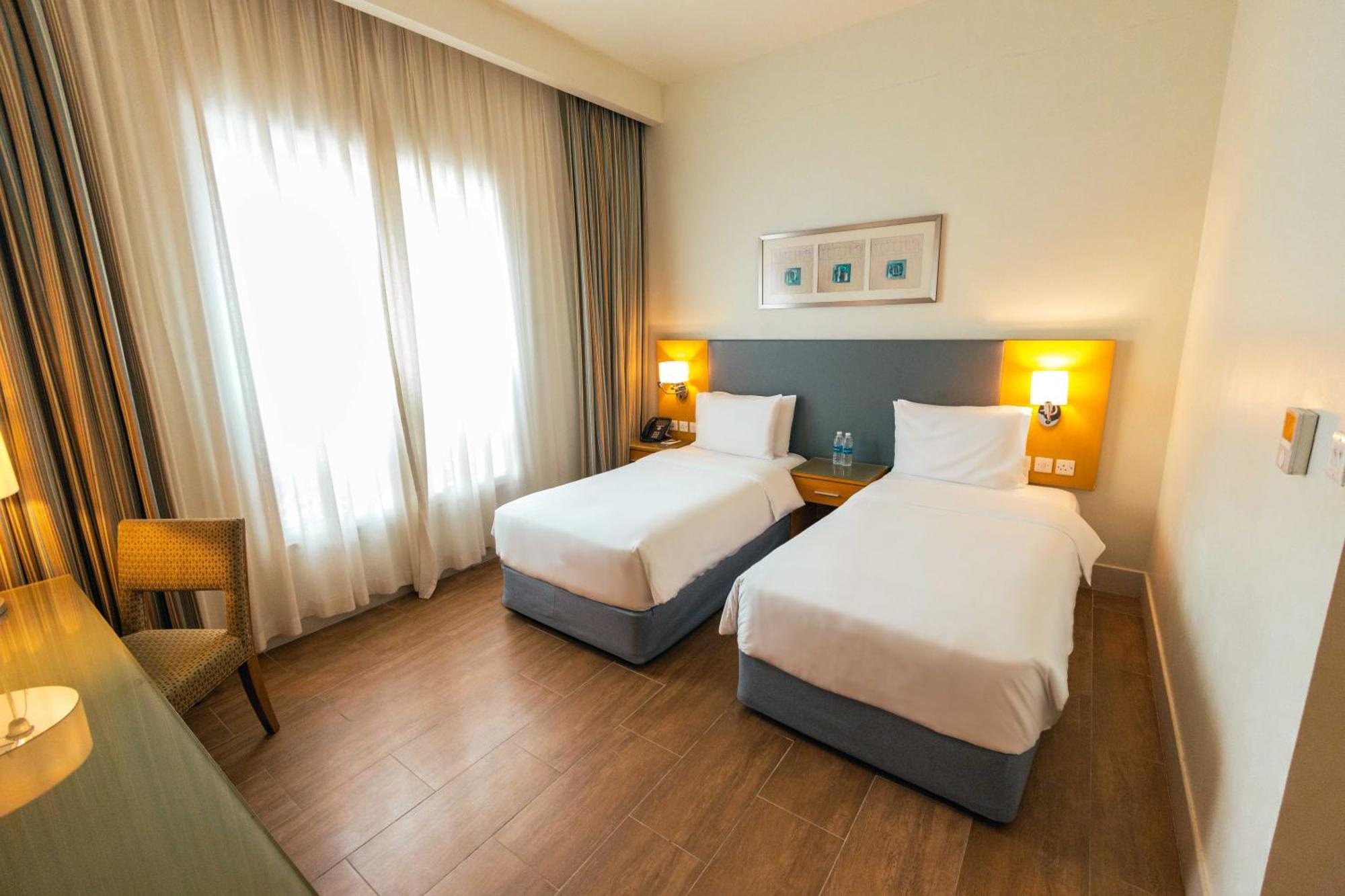 Salalah Gardens Hotel Managed By Safir Hotels & Resorts Екстериор снимка